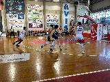 https://www.basketmarche.it/immagini_articoli/15-04-2024/sutor-montegranaro-sconfitta-campo-basket-gualdo-playoff-recanati-120.jpg