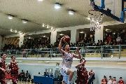 https://www.basketmarche.it/immagini_articoli/15-05-2019/interregionale-ritorno-vuelle-sola-comando-colpo-reyer-bassano-120.jpg