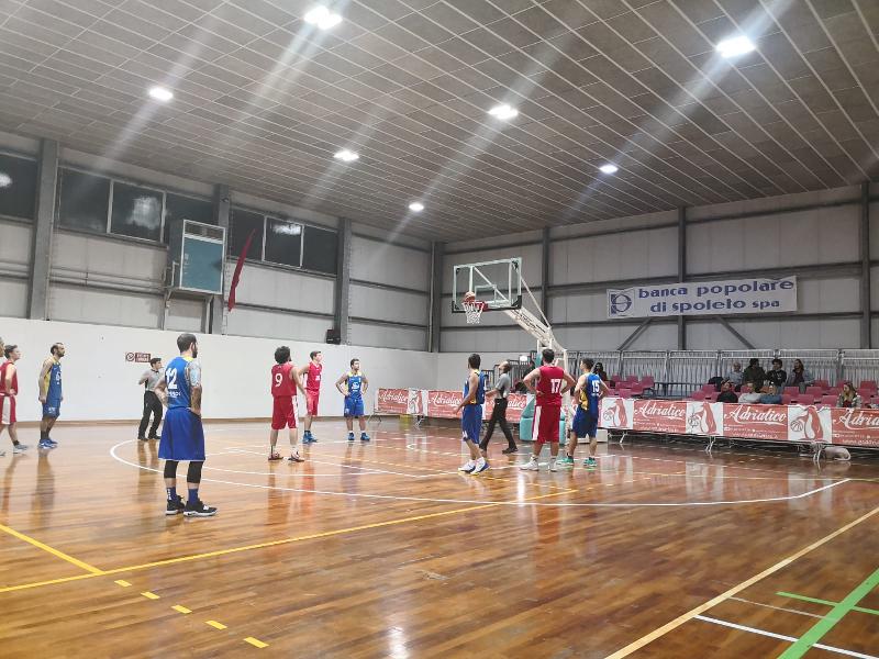 https://www.basketmarche.it/immagini_articoli/16-03-2019/campetto-89ers-ancona-vince-derby-adriatico-ancona-600.jpg