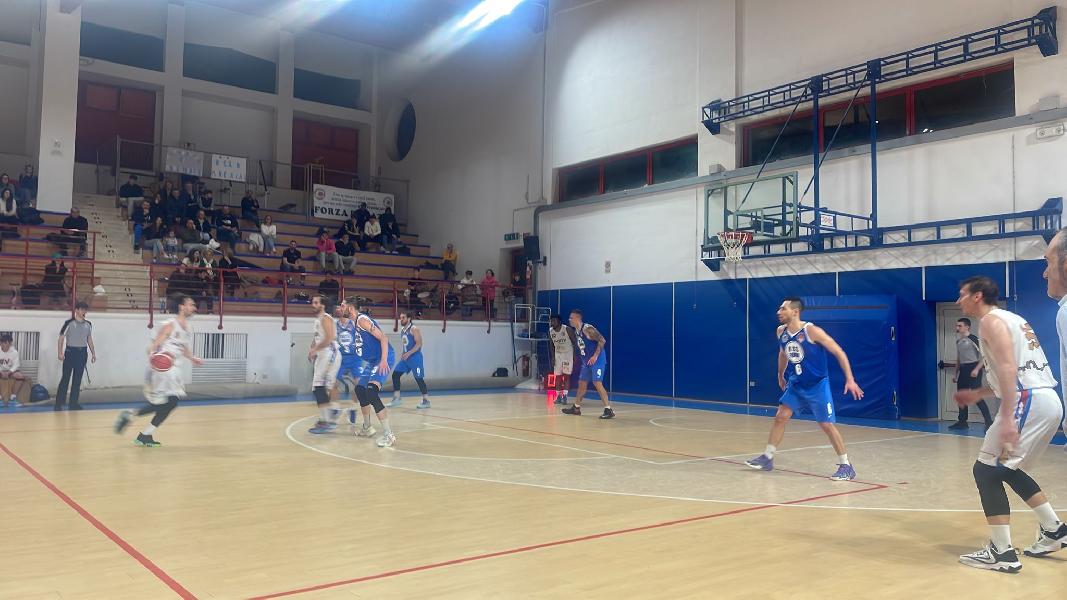 https://www.basketmarche.it/immagini_articoli/16-03-2024/montemarciano-doma-finale-porto-sant-elpidio-basket-600.jpg