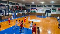 https://www.basketmarche.it/immagini_articoli/16-05-2023/playoff-aesis-jesi-aggiudica-bella-adriatico-ancona-finale-120.jpg