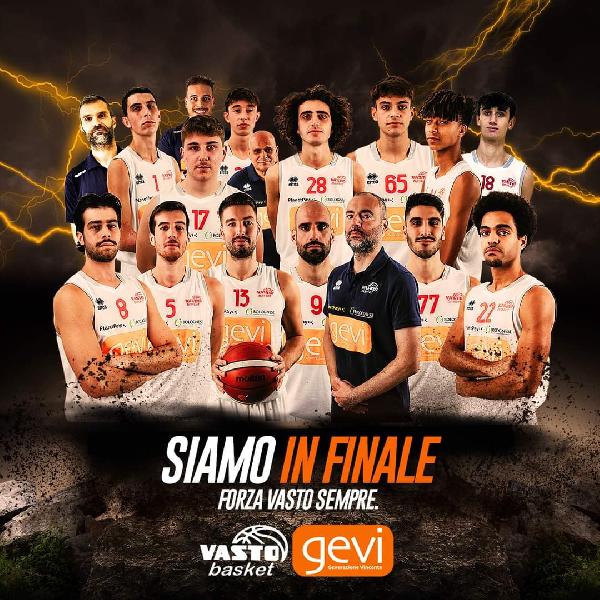 https://www.basketmarche.it/immagini_articoli/16-05-2024/playoff-vasto-vince-anche-gara-quel-campli-vola-finale-600.jpg
