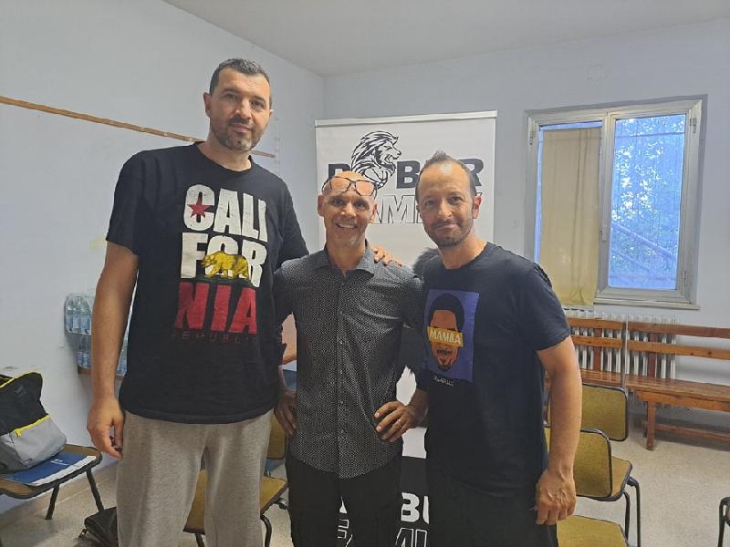 https://www.basketmarche.it/immagini_articoli/16-06-2024/ufficiale-emiliano-benini-responsabile-tecnico-robur-family-osimo-600.jpg