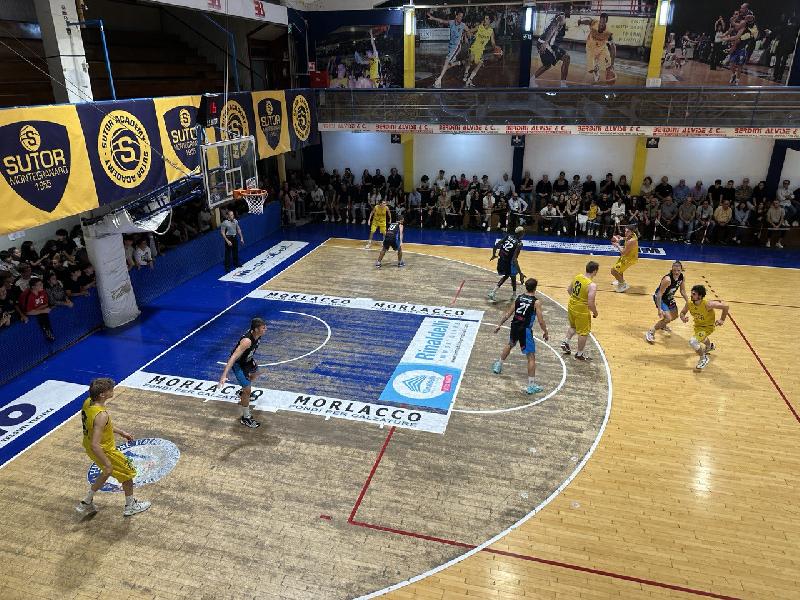 https://www.basketmarche.it/immagini_articoli/16-10-2023/basket-giovane-pesaro-firma-impresa-campo-sutor-montegranaro-600.jpg