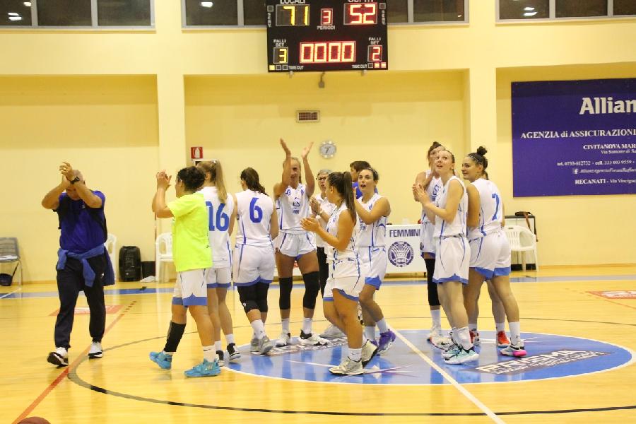 https://www.basketmarche.it/immagini_articoli/16-10-2023/esordio-positivio-feba-civitanova-supera-cestistica-azzurra-orvieto-600.jpg