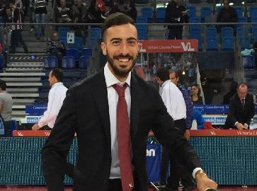 https://www.basketmarche.it/immagini_articoli/16-11-2017/serie-a-matteo-magi-è-il-nuovo-team-manager-della-victoria-libertas-pesaro-270.jpg