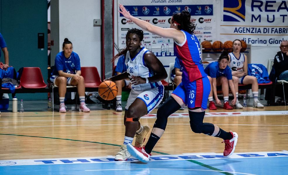 https://www.basketmarche.it/immagini_articoli/17-02-2024/thunder-matelica-prova-ferma-corsa-lanciatissima-capolista-libertas-udine-600.jpg