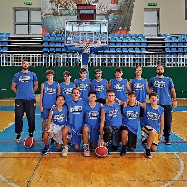 https://www.basketmarche.it/immagini_articoli/17-04-2021/eccellenza-abruzzo-chieti-basket-batte-azzurra-lanciano-gara-esordio-600.jpg