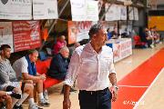 https://www.basketmarche.it/immagini_articoli/17-04-2024/coach-maurizio-surico-domenica-cagliari-ultima-partita-allenatore-pisaurum-120.jpg