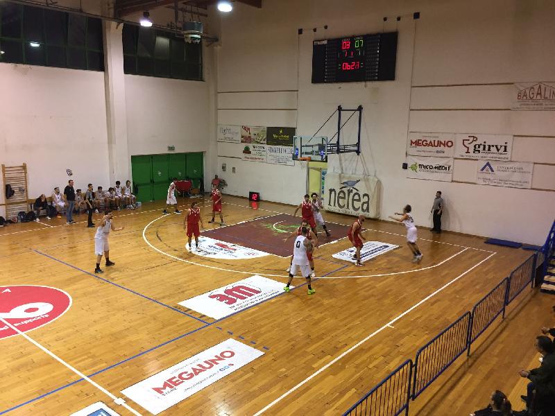https://www.basketmarche.it/immagini_articoli/17-10-2022/serie-sfida-88ers-civitanova-pallacanestro-pedaso-omologata-600.jpg