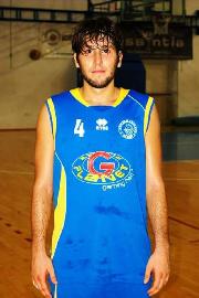 https://www.basketmarche.it/immagini_articoli/18-01-2018/d-regionale-edoardo-ulissi-è-un-nuovo-giocatore-del-montemarciano-basket-270.jpg