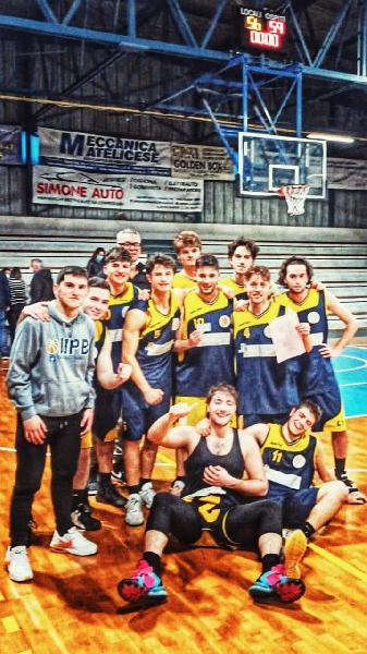 https://www.basketmarche.it/immagini_articoli/18-04-2022/silver-victoria-fermo-passa-campo-vigor-matelica-600.jpg