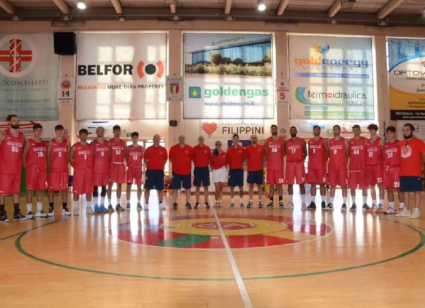 https://www.basketmarche.it/immagini_articoli/18-09-2022/supercoppa-pallacanestro-senigallia-ferma-vola-quarti-finale-andrea-costa-imola-600.jpg