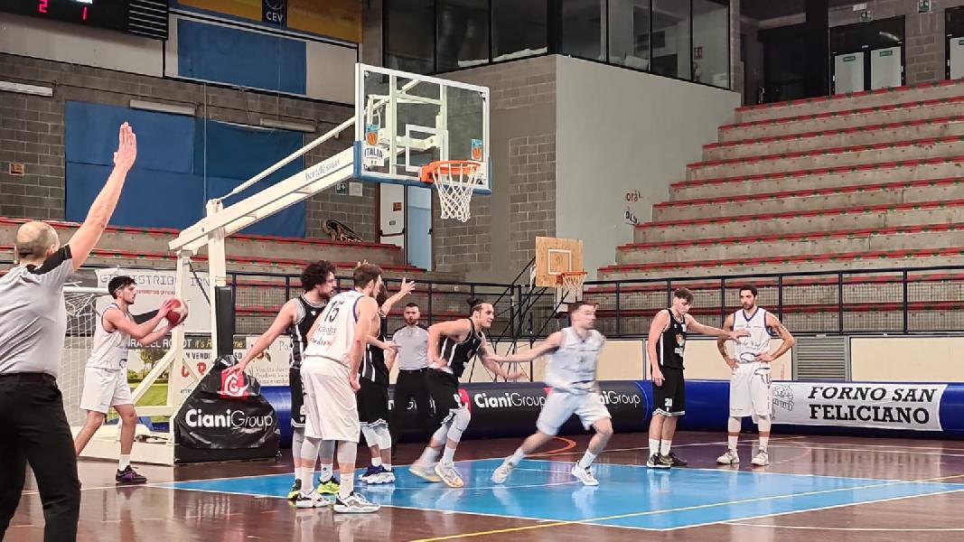 https://www.basketmarche.it/immagini_articoli/18-11-2023/foligno-basket-allunga-tempo-supera-falconara-basket-600.jpg