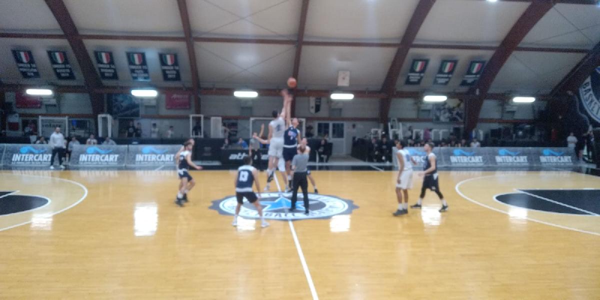 https://www.basketmarche.it/immagini_articoli/19-03-2019/stella-azzurra-roma-supera-amatori-pescara-chiude-prima-fase-posto-600.jpg