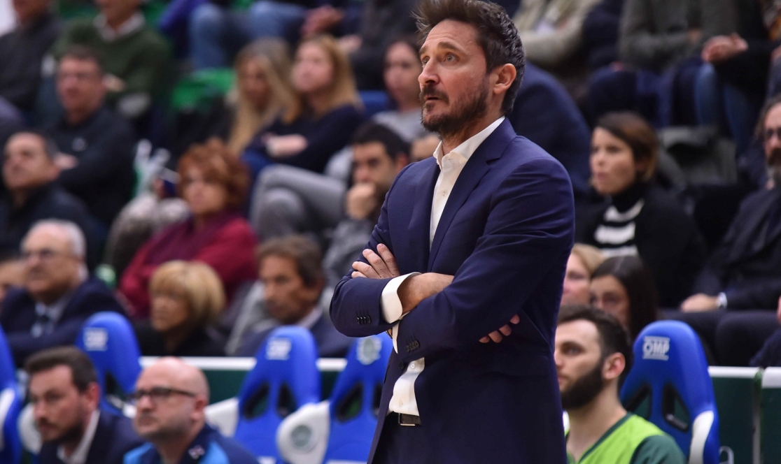 Dinamo Sassari, coach Pozzecco ''Io non piango, ma qui dentro non si