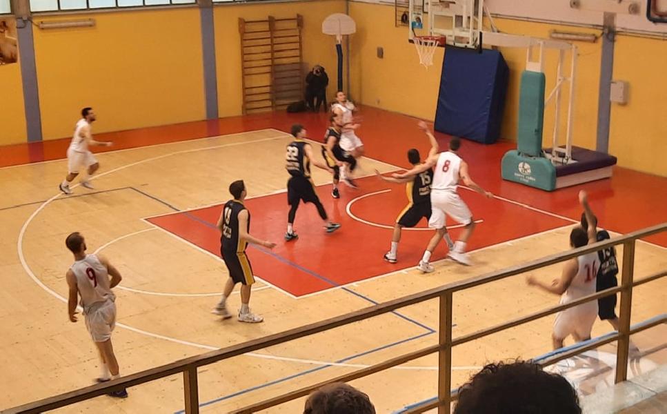 https://www.basketmarche.it/immagini_articoli/20-03-2022/convincente-vittoria-pallacanestro-urbania-fratta-umbertide-600.jpg