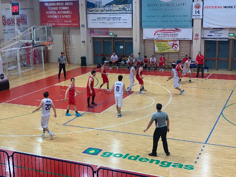 https://www.basketmarche.it/immagini_articoli/20-04-2023/playoff-senigallia-basket-2022-domina-secondo-round-pallacanestro-pedaso-600.jpg