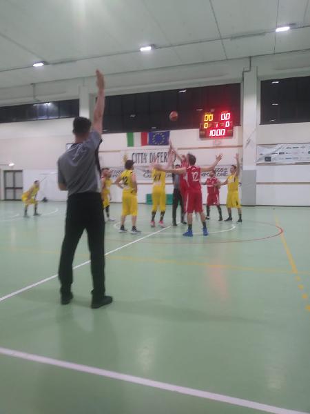 https://www.basketmarche.it/immagini_articoli/20-05-2019/regionale-playout-victoria-fermo-vittoria-porto-potenza-600.jpg