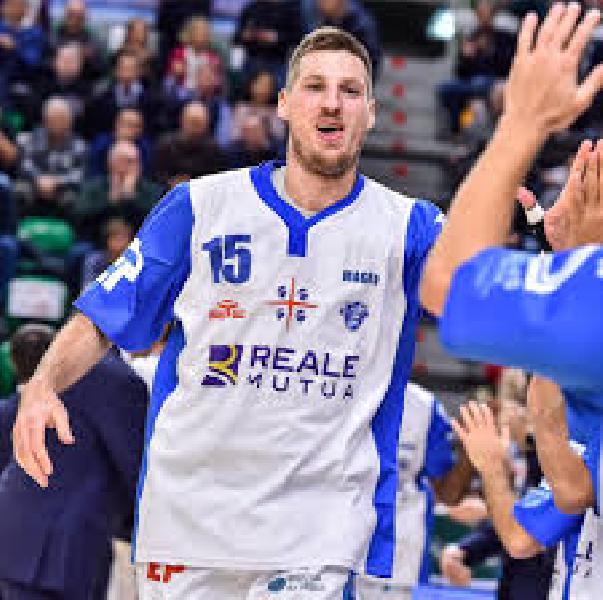 https://www.basketmarche.it/immagini_articoli/20-07-2020/juvecaserta-interesse-concreto-lungo-daniele-magro-600.jpg