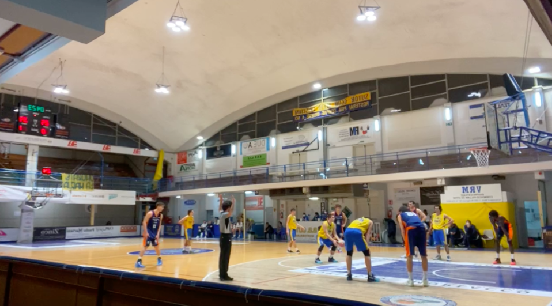 https://www.basketmarche.it/immagini_articoli/20-12-2021/eccellenza-aurora-jesi-espugna-montegranaro-conquista-vittoria-fila-600.png