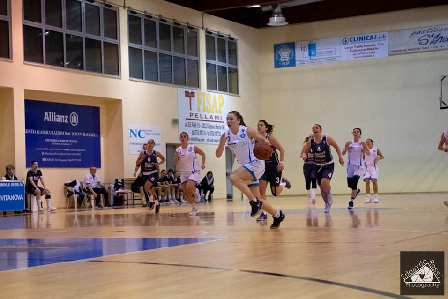 https://www.basketmarche.it/immagini_articoli/21-02-2019/feba-civitanova-faenza-basket-caccia-cinquina-600.jpg