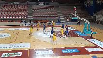 https://www.basketmarche.it/immagini_articoli/21-04-2023/playoff-falkodinamis-falconara-batte-basket-fermo-conquista-semifinale-120.jpg