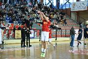 https://www.basketmarche.it/immagini_articoli/21-04-2024/vasto-vince-misura-match-termoli-120.jpg