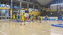 https://www.basketmarche.it/immagini_articoli/22-03-2022/posticipo-stamura-ancona-passa-campo-basket-fanum-120.jpg