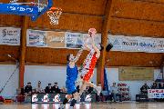 https://www.basketmarche.it/immagini_articoli/22-03-2025/baskrs-forlimpopoli-attesi-testa-coda-campo-stamura-ancona-120.jpg