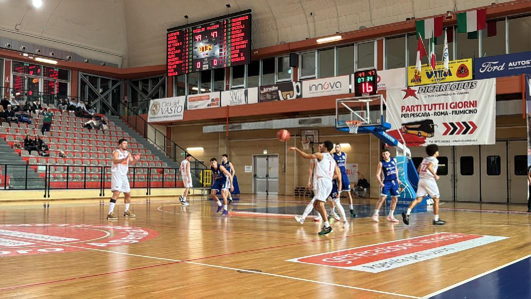 https://www.basketmarche.it/immagini_articoli/22-03-2025/vasto-basket-vittoria-valdiceppo-basket-600.jpg