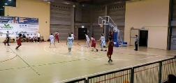 https://www.basketmarche.it/immagini_articoli/22-04-2023/playoff-adriatico-ancona-espugna-campo-polverigi-conquista-semifinale-120.jpg