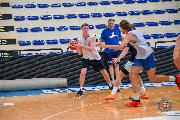 https://www.basketmarche.it/immagini_articoli/22-09-2023/roseto-basket-2020-chiude-precampionato-amichevole-pescara-basket-120.jpg