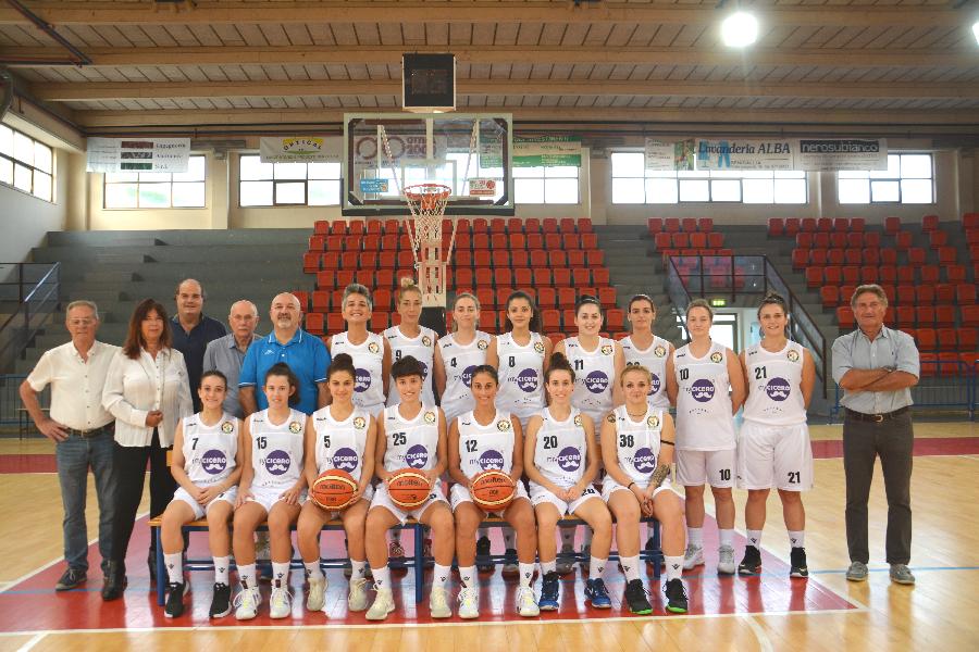 https://www.basketmarche.it/immagini_articoli/22-12-2019/basket-2000-senigallia-sconfitto-campo-progresso-basket-femminile-bologna-600.jpg