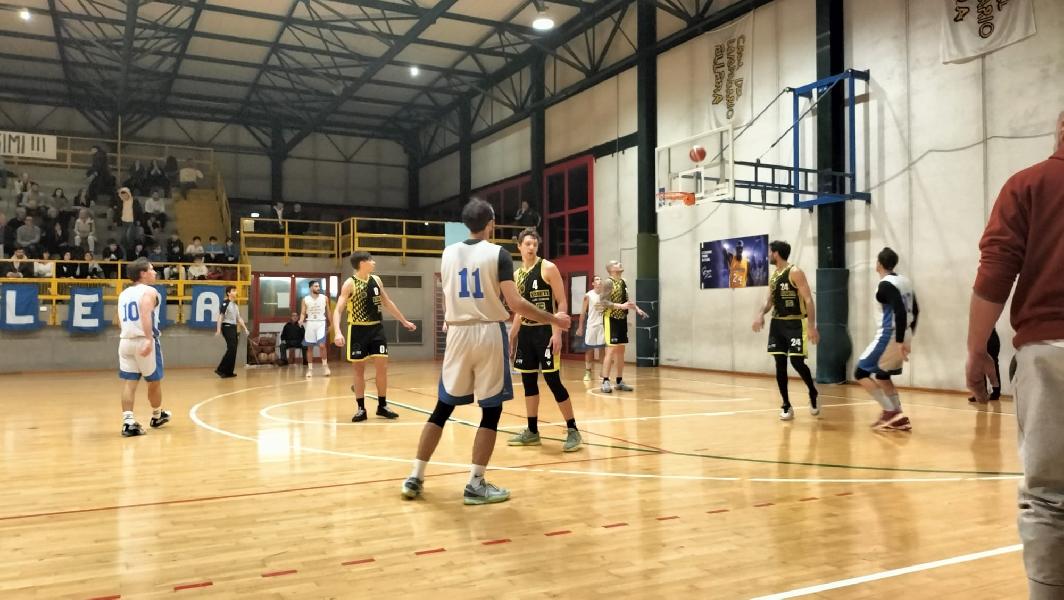 https://www.basketmarche.it/immagini_articoli/23-02-2025/basket-terni-pallacanestro-ellera-arriva-vittoria-consecutiva-posto-solitario-600.jpg