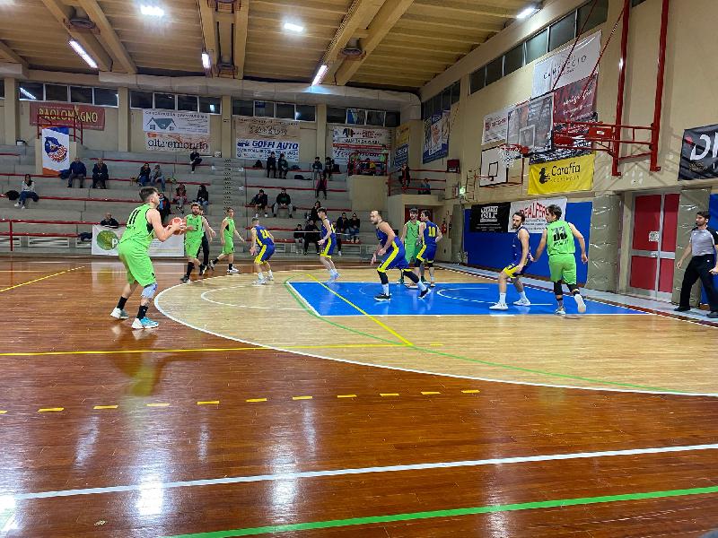 https://www.basketmarche.it/immagini_articoli/23-04-2024/marotta-basket-vince-anticipo-castelfidardo-blinda-matematicamente-posto-600.jpg