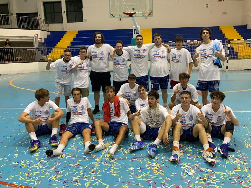 https://www.basketmarche.it/immagini_articoli/23-06-2021/grottammare-basketball-supera-crispino-basket-vince-campionato-600.jpg