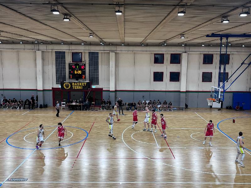 https://www.basketmarche.it/immagini_articoli/24-03-2025/basket-terni-vince-scontro-diretto-porta-testa-classifica-600.jpg