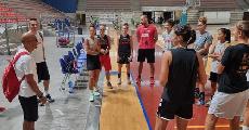 https://www.basketmarche.it/immagini_articoli/24-08-2022/basket-girls-ancona-lavoro-settembre-primo-test-umbertide-120.jpg