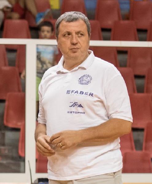 https://www.basketmarche.it/immagini_articoli/24-08-2022/ufficiale-massimo-cerini-vice-allenatore-thunder-matelica-600.jpg