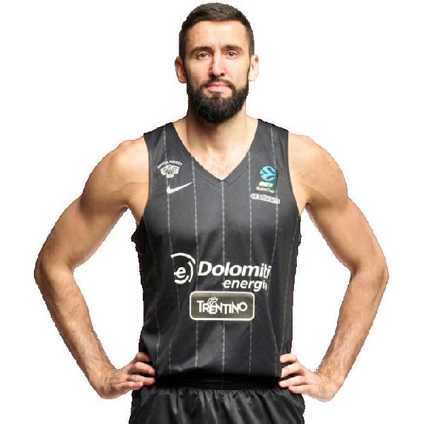 https://www.basketmarche.it/immagini_articoli/26-02-2025/aquila-basket-trento-eigirdas-zukauskas-coppa-italia-risultato-premia-tutta-organizzazione-600.jpg