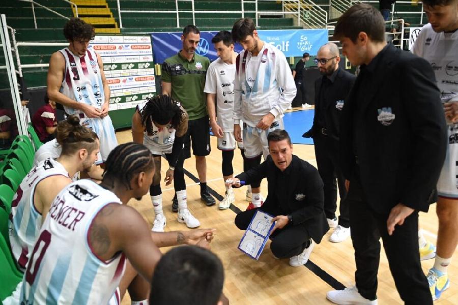 https://www.basketmarche.it/immagini_articoli/26-04-2025/real-sebastiani-coach-rossi-abbiamo-grandissima-voglia-chiudere-meglio-regular-season-600.jpg