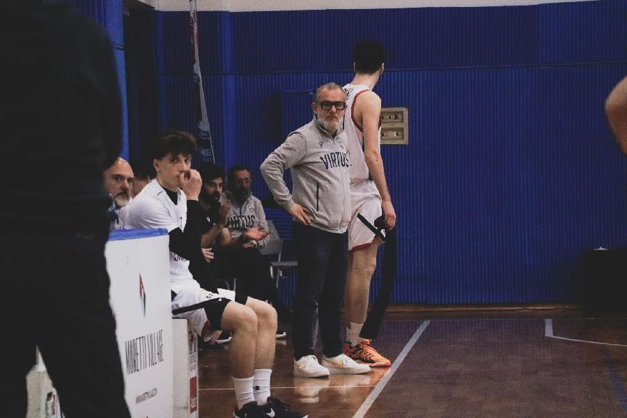 https://www.basketmarche.it/immagini_articoli/26-04-2025/virtus-civitanova-coach-domizioli-vogliamo-chiudere-maniera-migliore-campionato-abbiamo-fatto-massimo-600.jpg