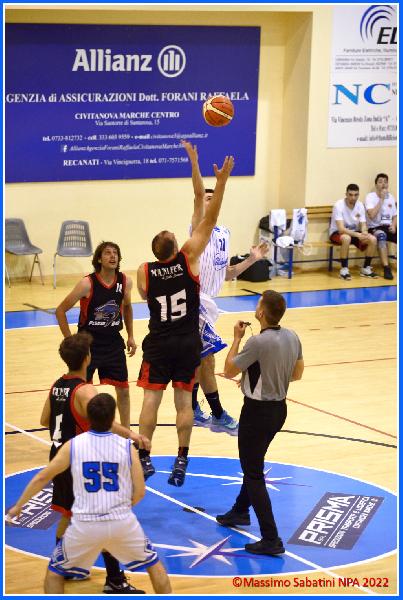 https://www.basketmarche.it/immagini_articoli/26-05-2022/coppa-centenario-civitabasket-2017-pedaso-basket-600.jpg