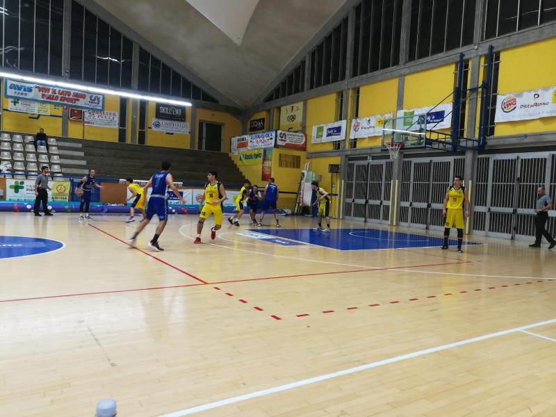 https://www.basketmarche.it/immagini_articoli/27-01-2023/basket-fanum-vince-anticipo-metauro-basket-academy-600.jpg