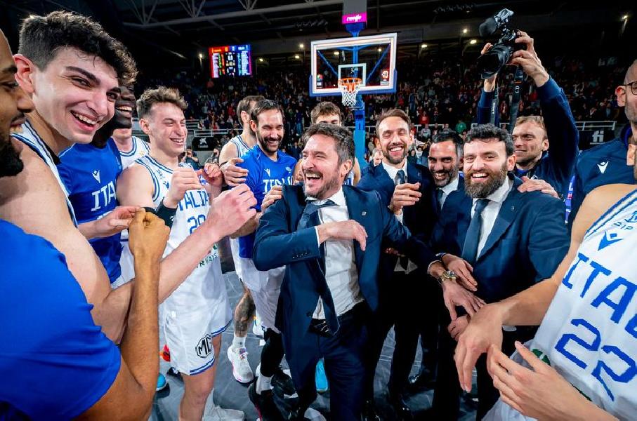https://www.basketmarche.it/immagini_articoli/27-02-2023/italbasket-coach-pozzecco-abbiamo-allargato-base-giocatori-italiani-futuro-600.jpg