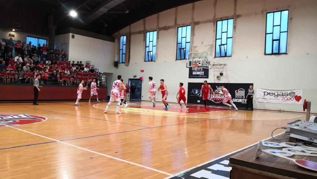 https://www.basketmarche.it/immagini_articoli/27-05-2023/finale-perugia-basket-supera-autorit-basket-tolentino-600.jpg