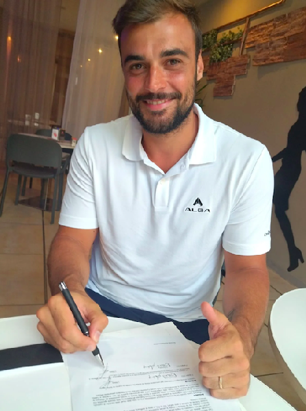 https://www.basketmarche.it/immagini_articoli/27-06-2022/ufficiale-simone-pepe-giocatore-basket-torino-600.png