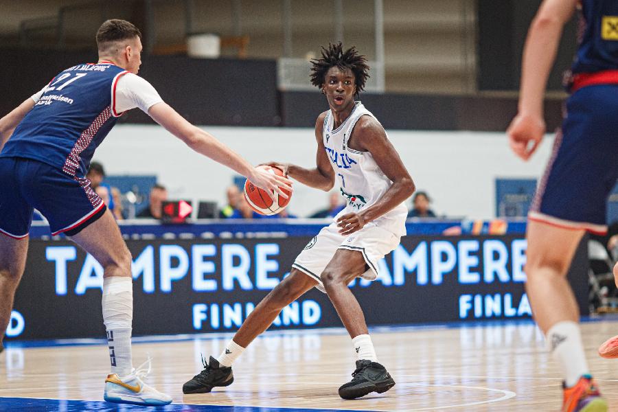 https://www.basketmarche.it/immagini_articoli/27-07-2024/europei-under-italia-sconfitta-serbia-gara-esordio-600.jpg