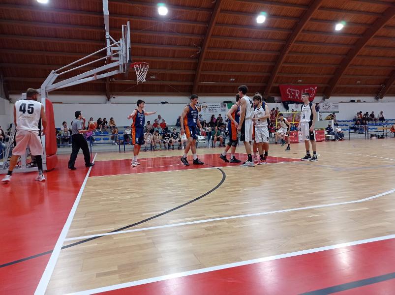 https://www.basketmarche.it/immagini_articoli/28-05-2022/playout-netta-vittoria-aurora-jesi-campo-pallacanestro-acqualagna-600.jpg